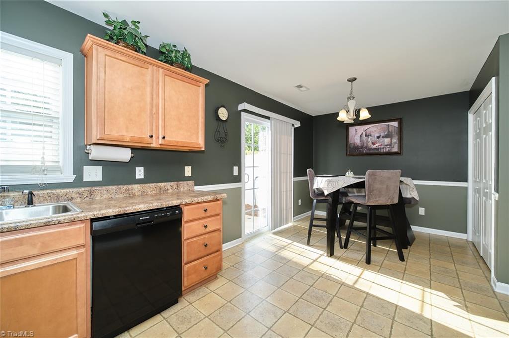 489 Ansley Way High Point, NC 27265 - Photo 5 of 16 Gallery Image 5