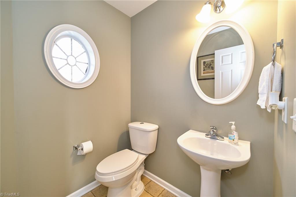 489 Ansley Way High Point, NC 27265 - Photo 7 of 16 Gallery Image 7