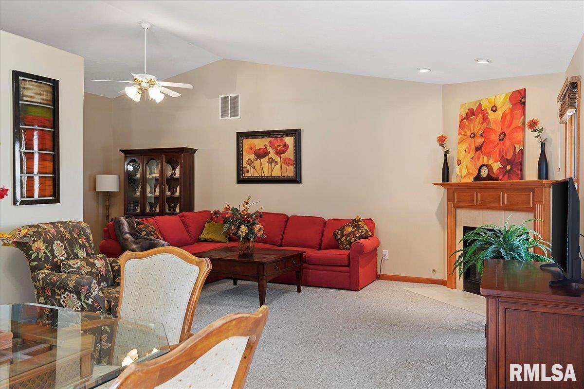 7110 Preston Drive Springfield, IL 62711 - Photo 11 of 35