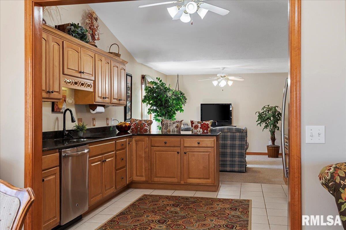 7110 Preston Drive Springfield, IL 62711 - Photo 13 of 35