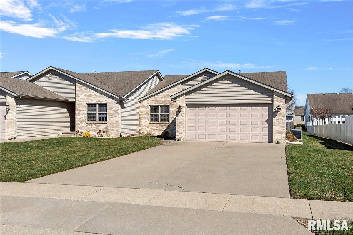 7110 Preston Drive Springfield, IL 62711 - Photo 3 of 35