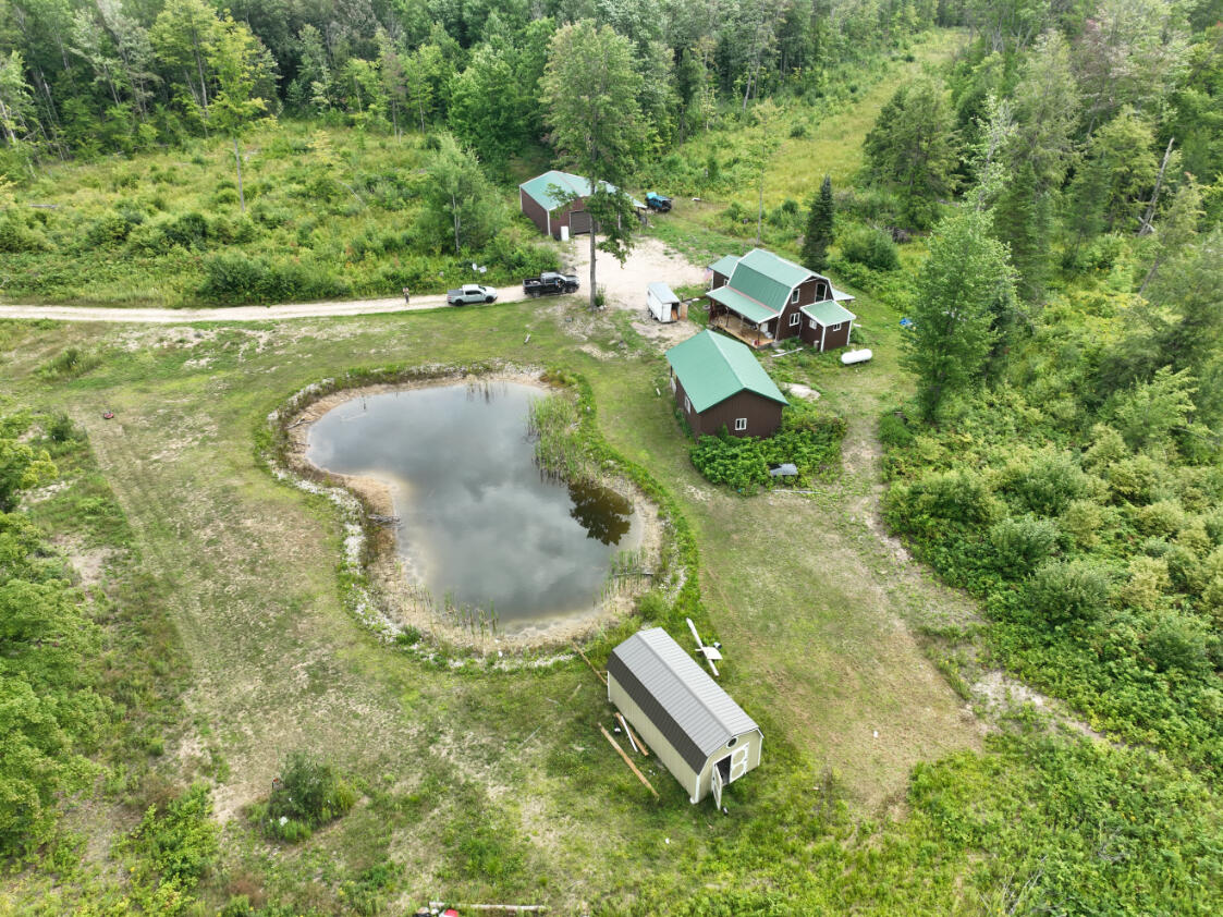 17549 Milnichol Road Thompsonville, MI 49683 - Photo 19 of 26 3