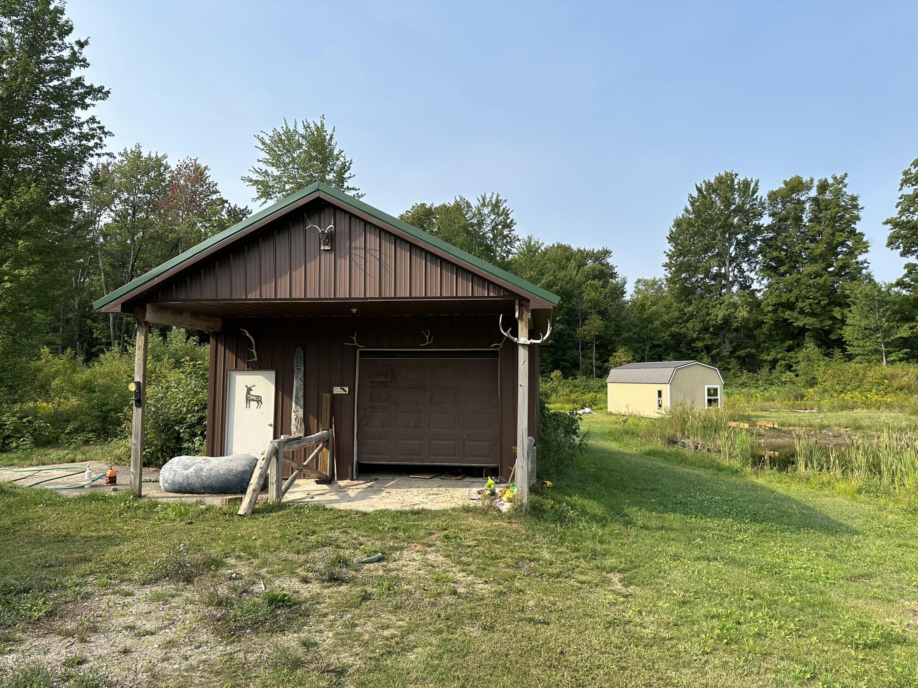17549 Milnichol Road Thompsonville, MI 49683 - Photo 6 of 26 IMG_7772