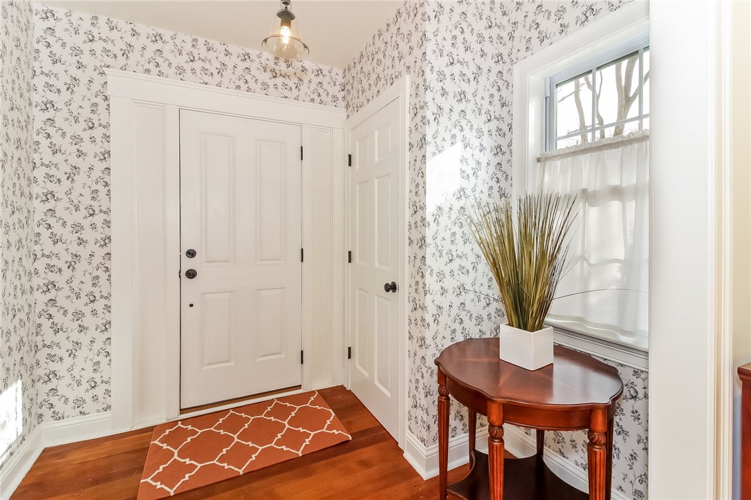 46 Sowams Road Barrington, RI 02806 - Photo 20 of 40 Gallery Image 20
