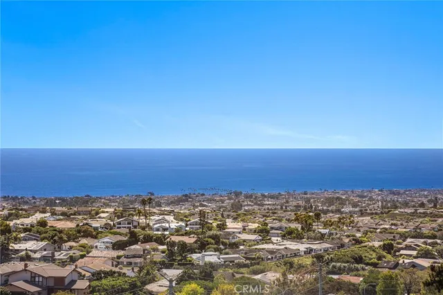 $18,998,000 | 25 San Mateo Way, Corona del Mar, CA 92625