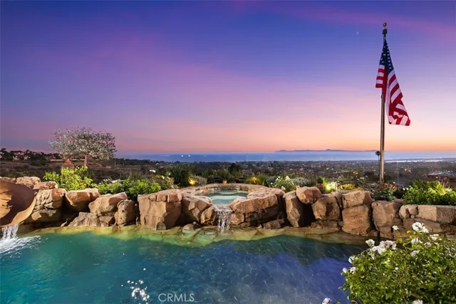 $18,998,000 | 25 San Mateo Way, Corona del Mar, CA 92625