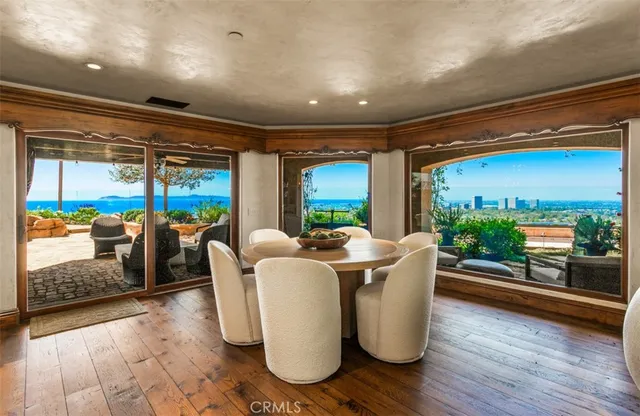 $18,998,000 | 25 San Mateo Way, Corona del Mar, CA 92625