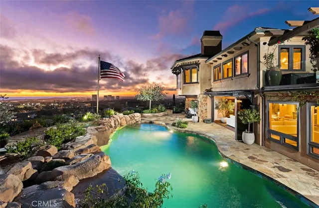 $18,998,000 | 25 San Mateo Way, Corona del Mar, CA 92625
