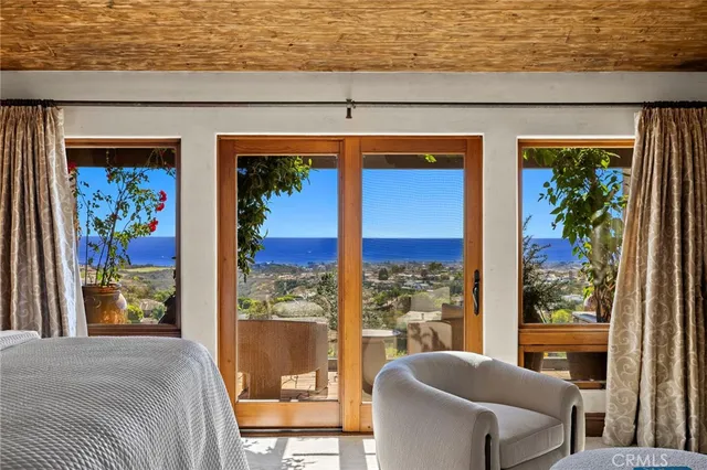 $18,998,000 | 25 San Mateo Way, Corona del Mar, CA 92625