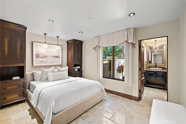 $18,998,000 | 25 San Mateo Way, Corona del Mar, CA 92625