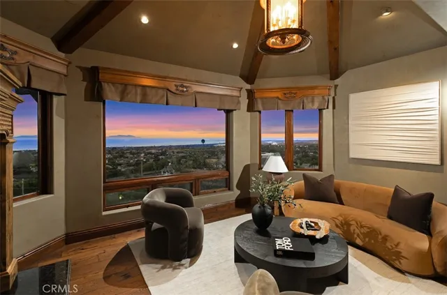 $18,998,000 | 25 San Mateo Way, Corona del Mar, CA 92625
