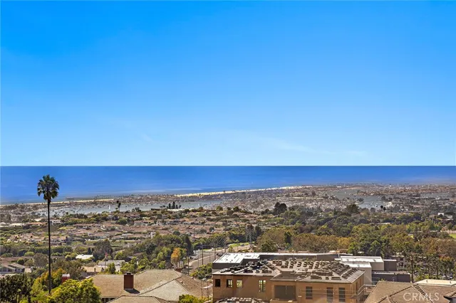 $18,998,000 | 25 San Mateo Way, Corona del Mar, CA 92625