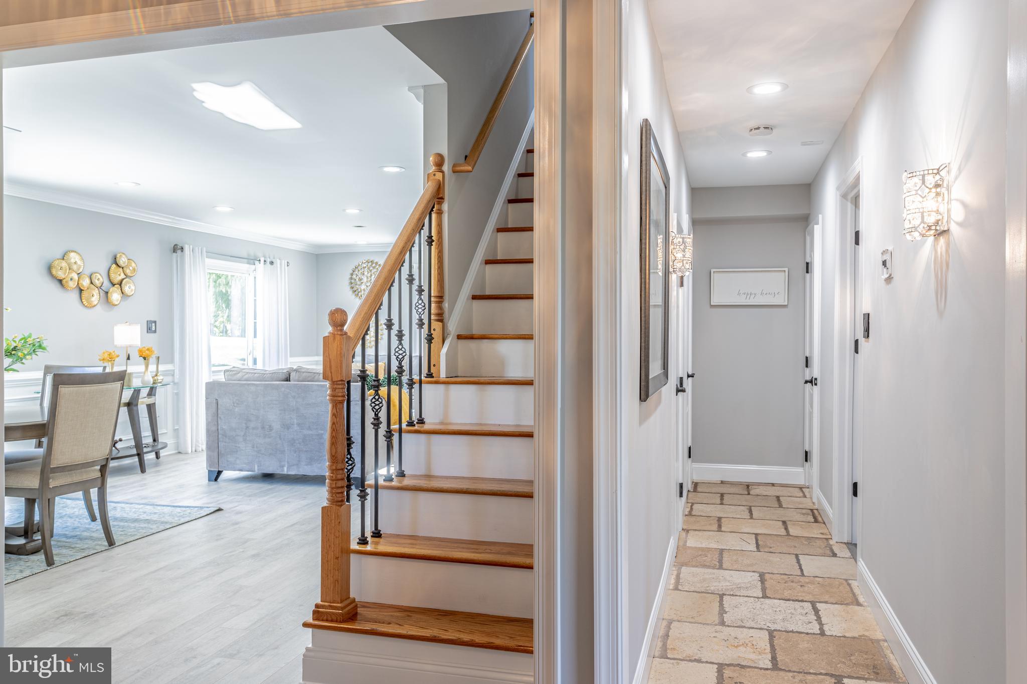 45 Country Club Road Willingboro, NJ 08046 - Photo 3 of 26 Gallery Image 3