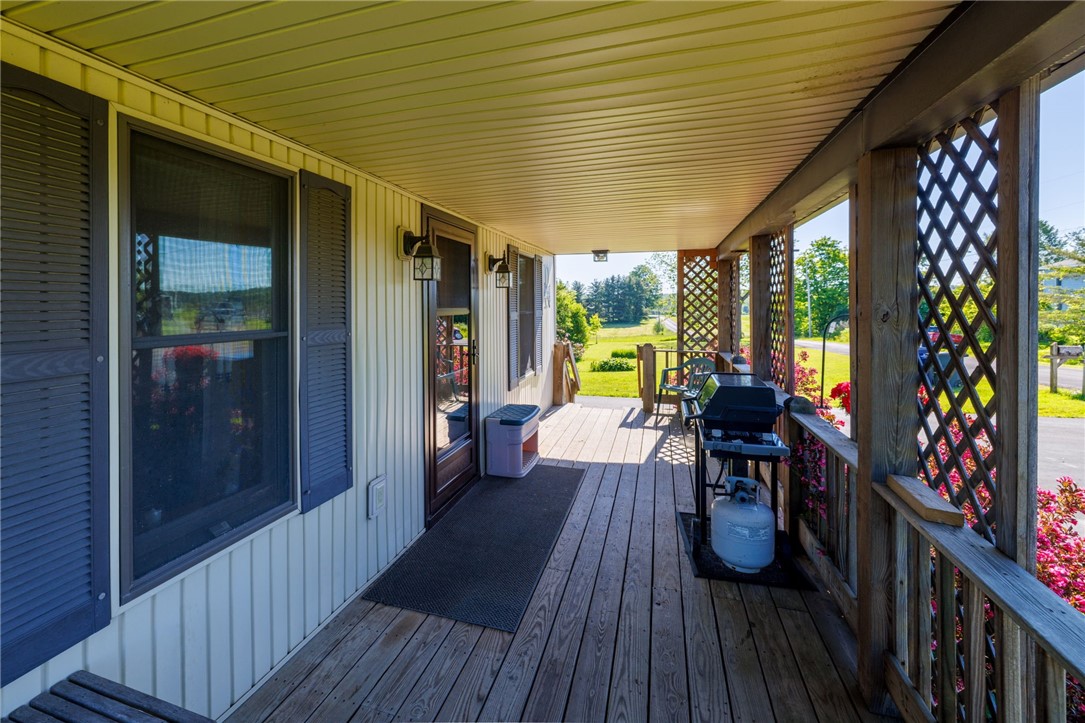 14081 Cramer Road Wolcott, NY 13143 - Photo 4 of 47