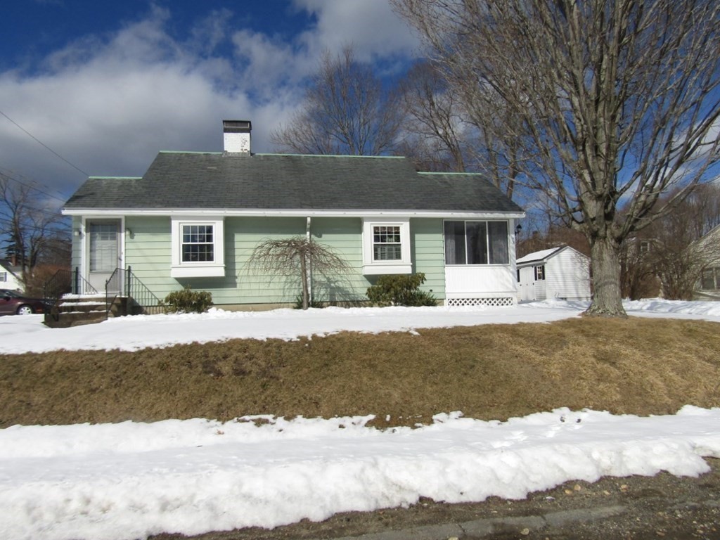 73 Douglas Road Gardner, MA 01440 - Photo 2 of 21 Gallery Image 2