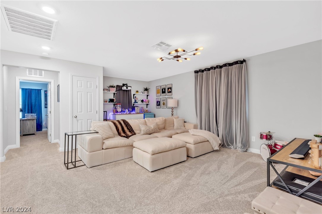 5000 Dorrell Lane Las Vegas, NV 89131 - Photo 19 of 38