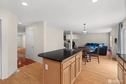 $975,000 | 23412 Southeast 260th Court, Maple Valley, WA 98038