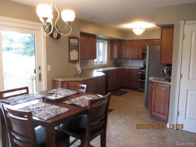1306 Haines Road Lapeer, MI 48446 - Photo 22 of 56 10 (4).JPG