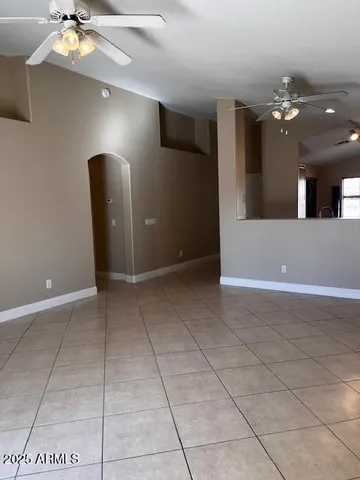 $2,100 | 1719 East Horseshoe Avenue, Gilbert, AZ 85296