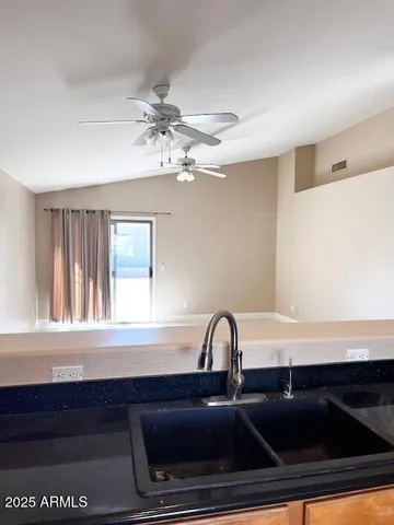 $2,100 | 1719 East Horseshoe Avenue, Gilbert, AZ 85296