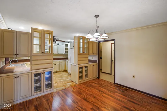 $245,000 | 11830 Civic Circle, Mooresville, IN 46158