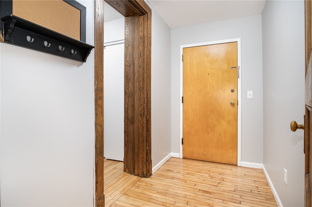 111 Gregory Street Rochester, NY 14620 - Photo 15 of 45 Interior Unit Foyer
