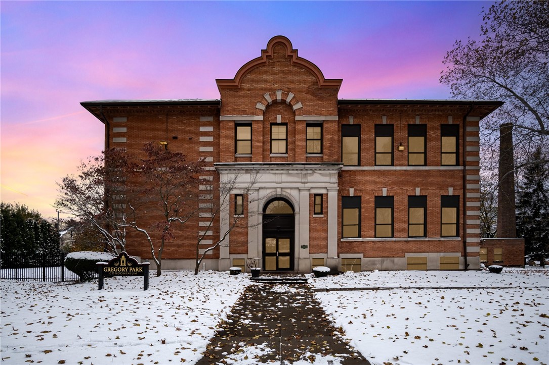 111 Gregory Street Rochester, NY 14620 - Photo 3 of 45 111 Gregory Park.. Entrance on the Hickory Street