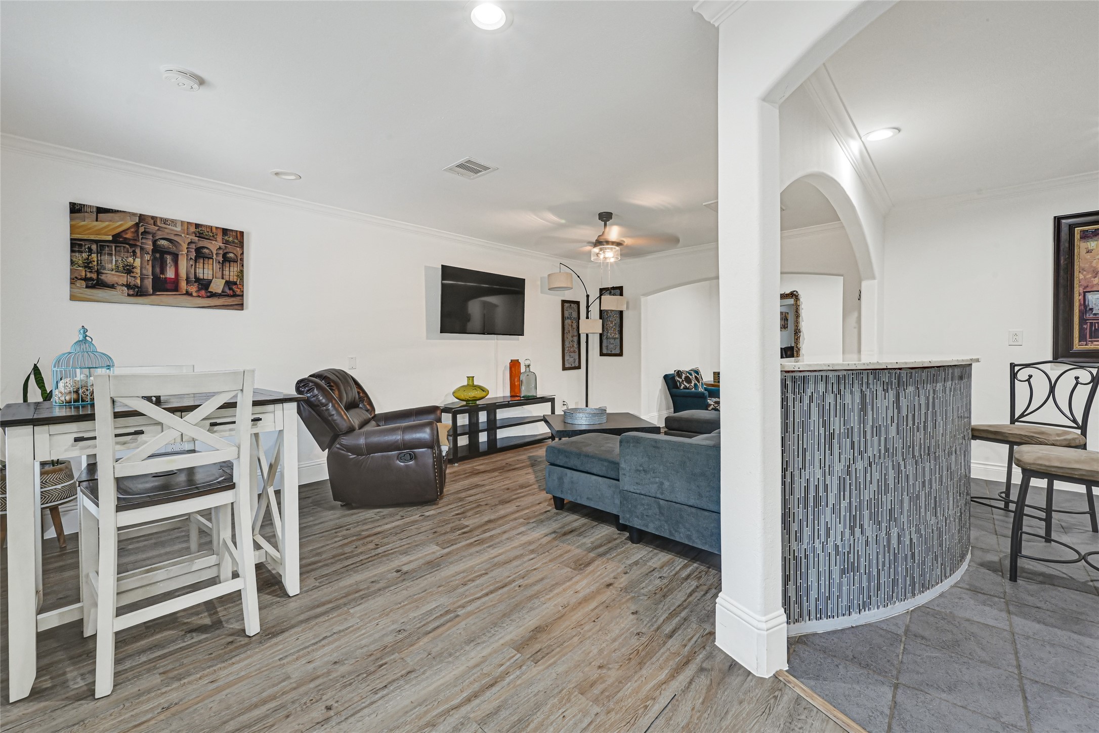 2809 Tooke Street, Unit B Houston, TX 77023 - Photo 2 of 15 LVP flooring in main living areas