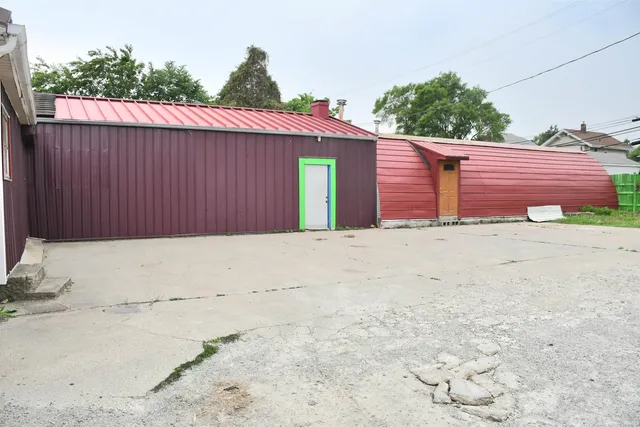 $415,000 | 315 Dalman Avenue, Fort Wayne, IN 46806