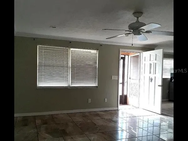 $2,000 | 38046 8th Avenue, Zephyrhills, FL 33542