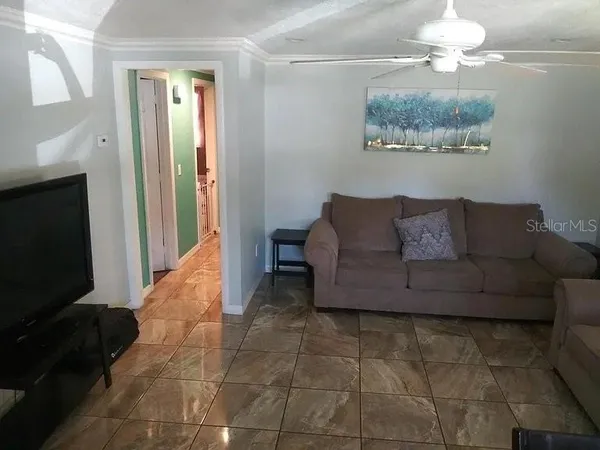 $2,000 | 38046 8th Avenue, Zephyrhills, FL 33542
