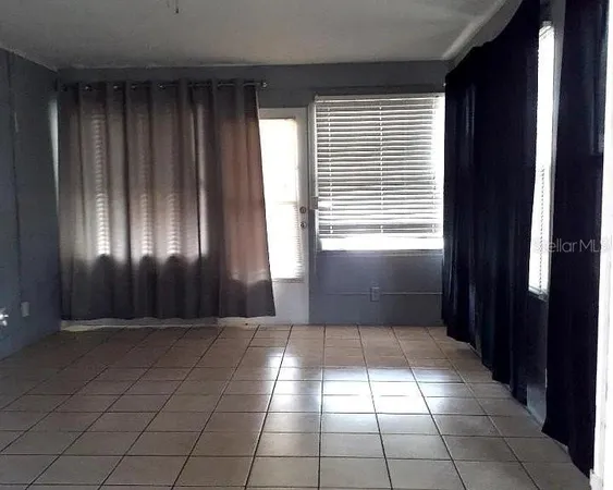 $2,000 | 38046 8th Avenue, Zephyrhills, FL 33542