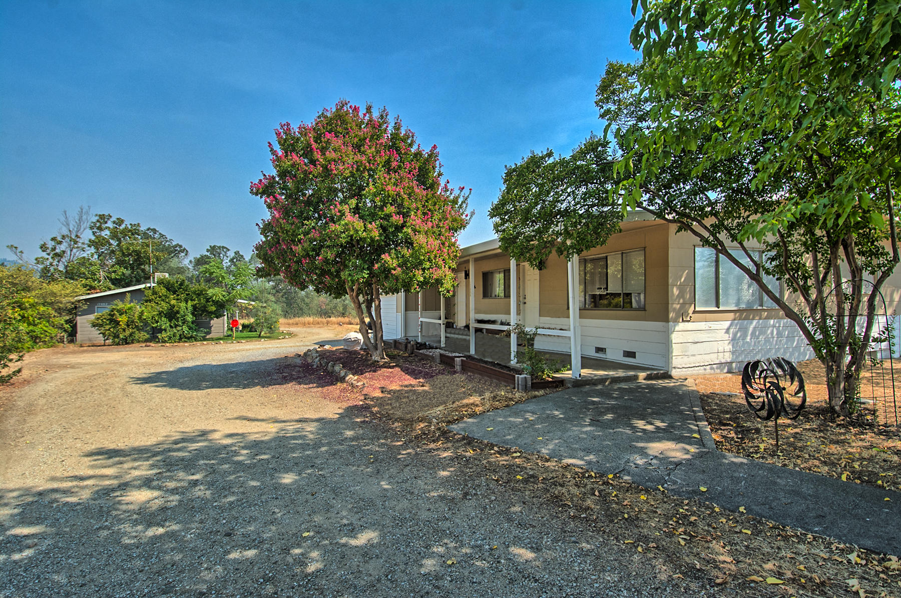 17880 Oasis Road Redding, CA 96003 - Photo 2 of 32 oasis-100