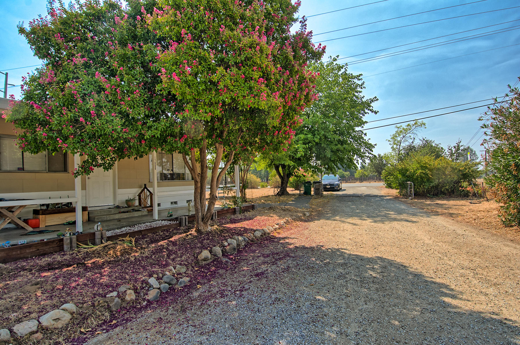 17880 Oasis Road Redding, CA 96003 - Photo 4 of 32 oasis-104