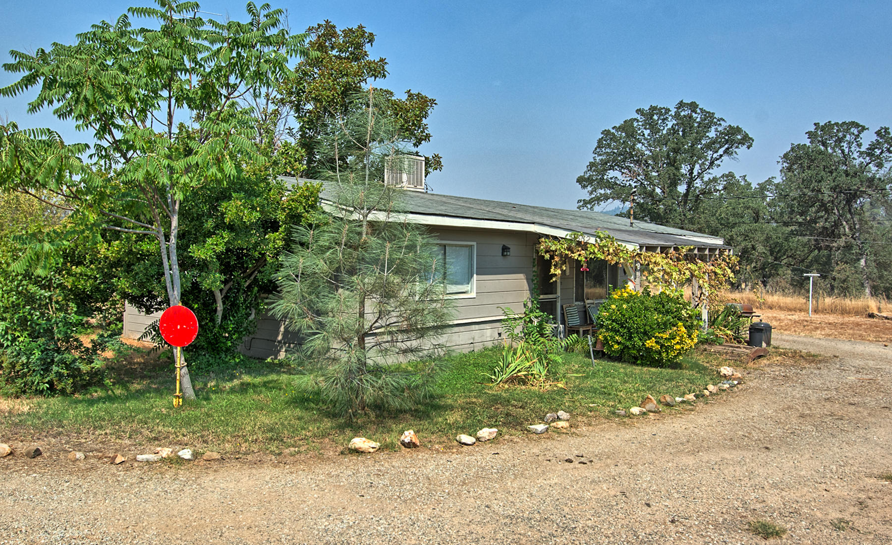 17880 Oasis Road Redding, CA 96003 - Photo 5 of 32 oasis-105