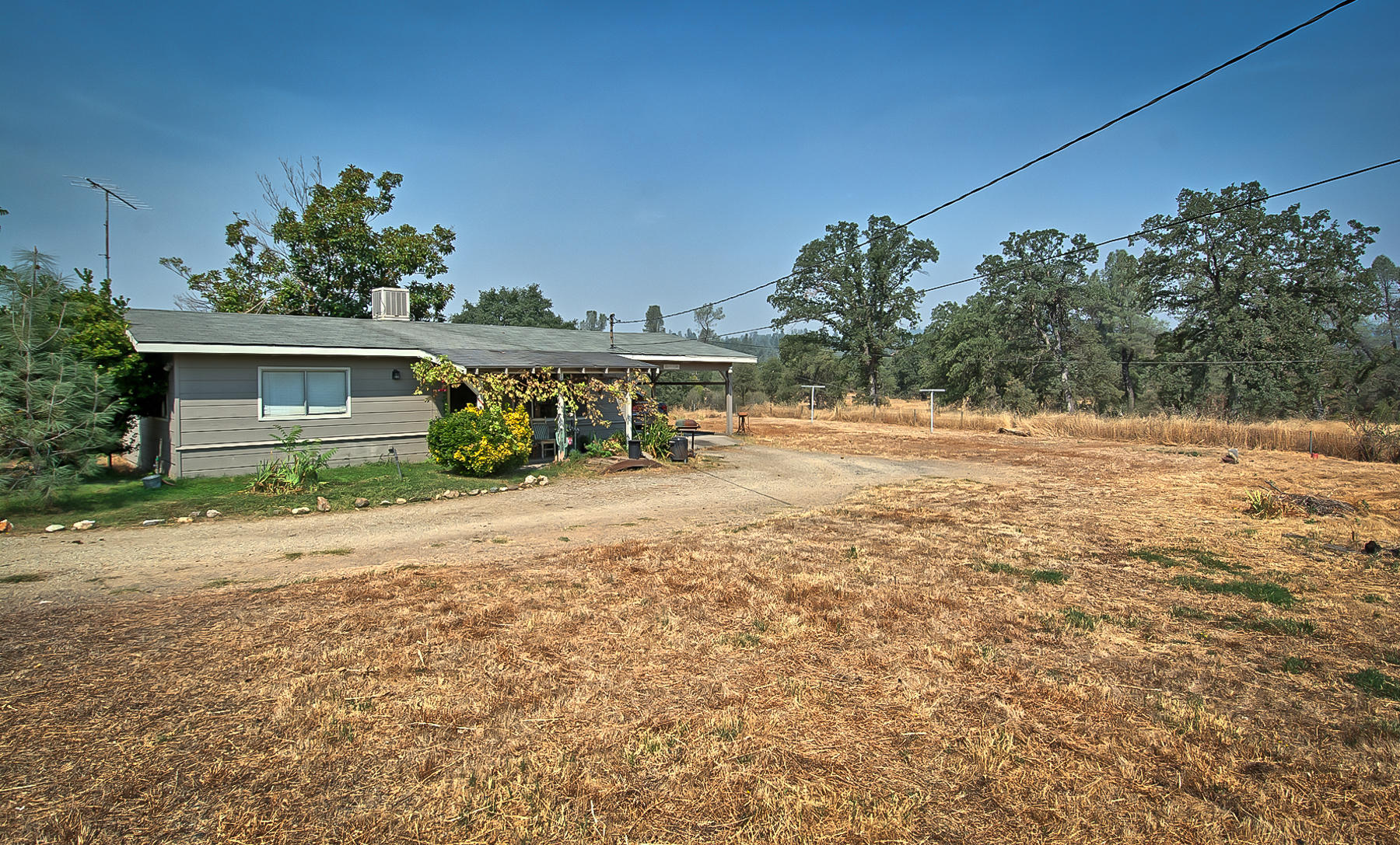 17880 Oasis Road Redding, CA 96003 - Photo 6 of 32 oasis-106