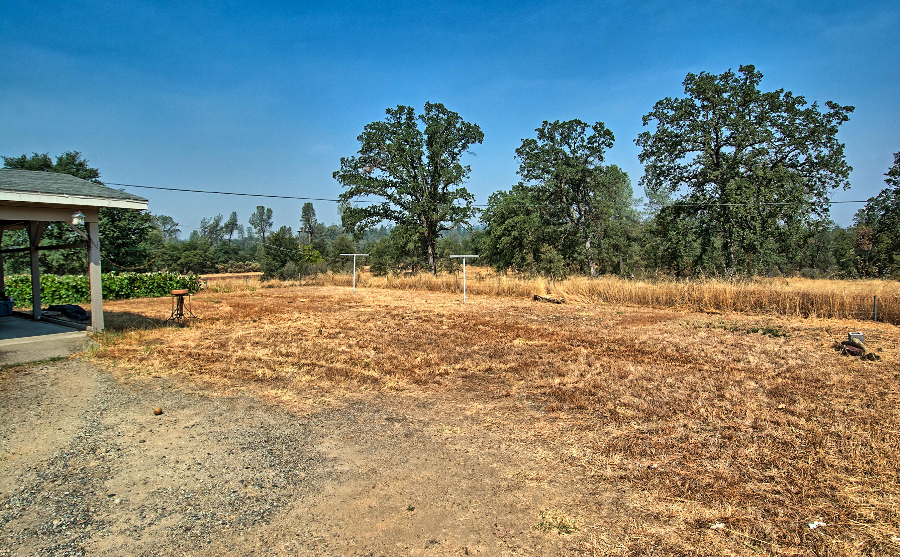 17880 Oasis Road Redding, CA 96003 - Photo 7 of 32 oasis-107