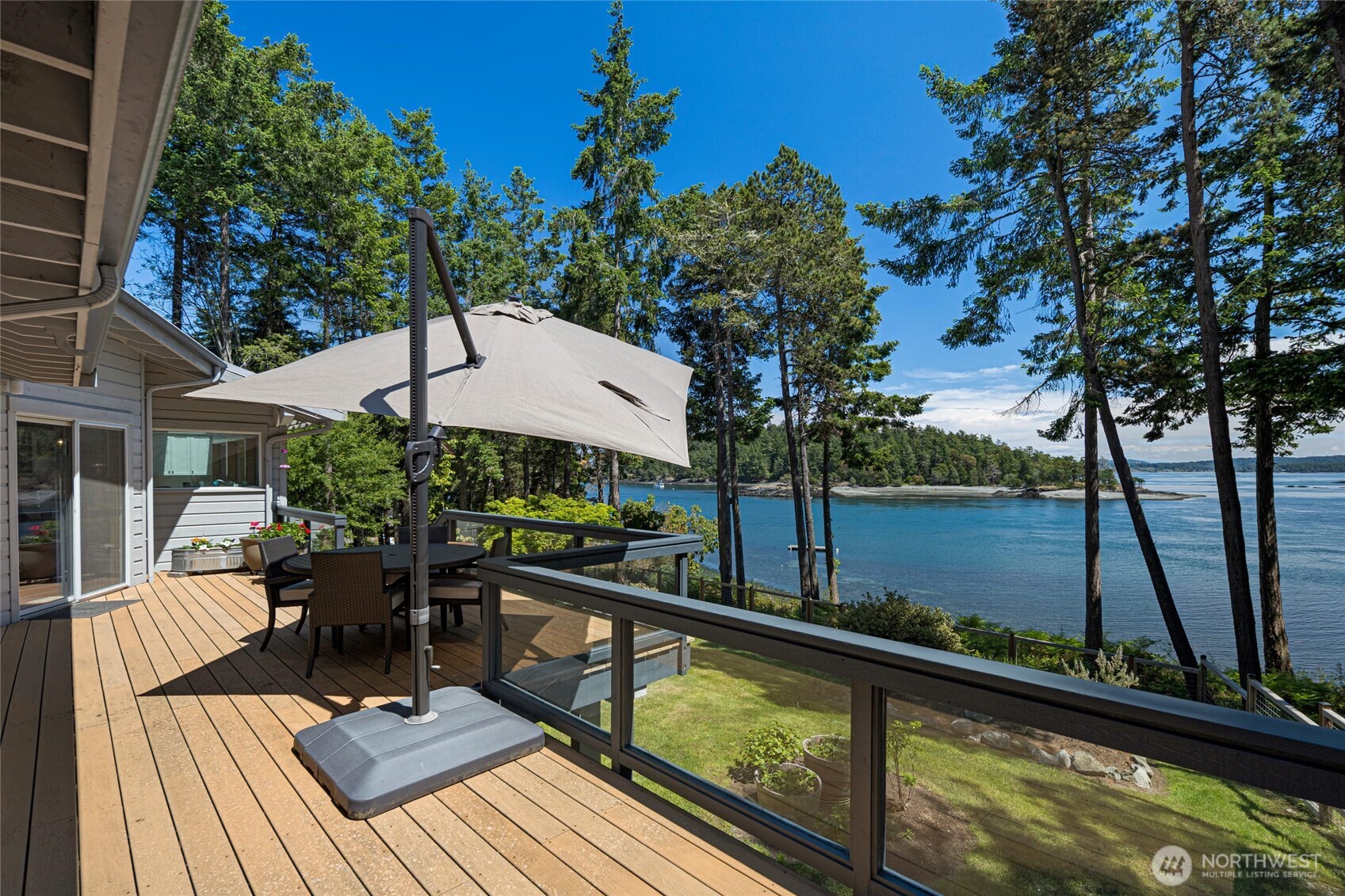 214 Pinedrona Lane Friday Harbor, WA 98250 - Photo 11 of 35