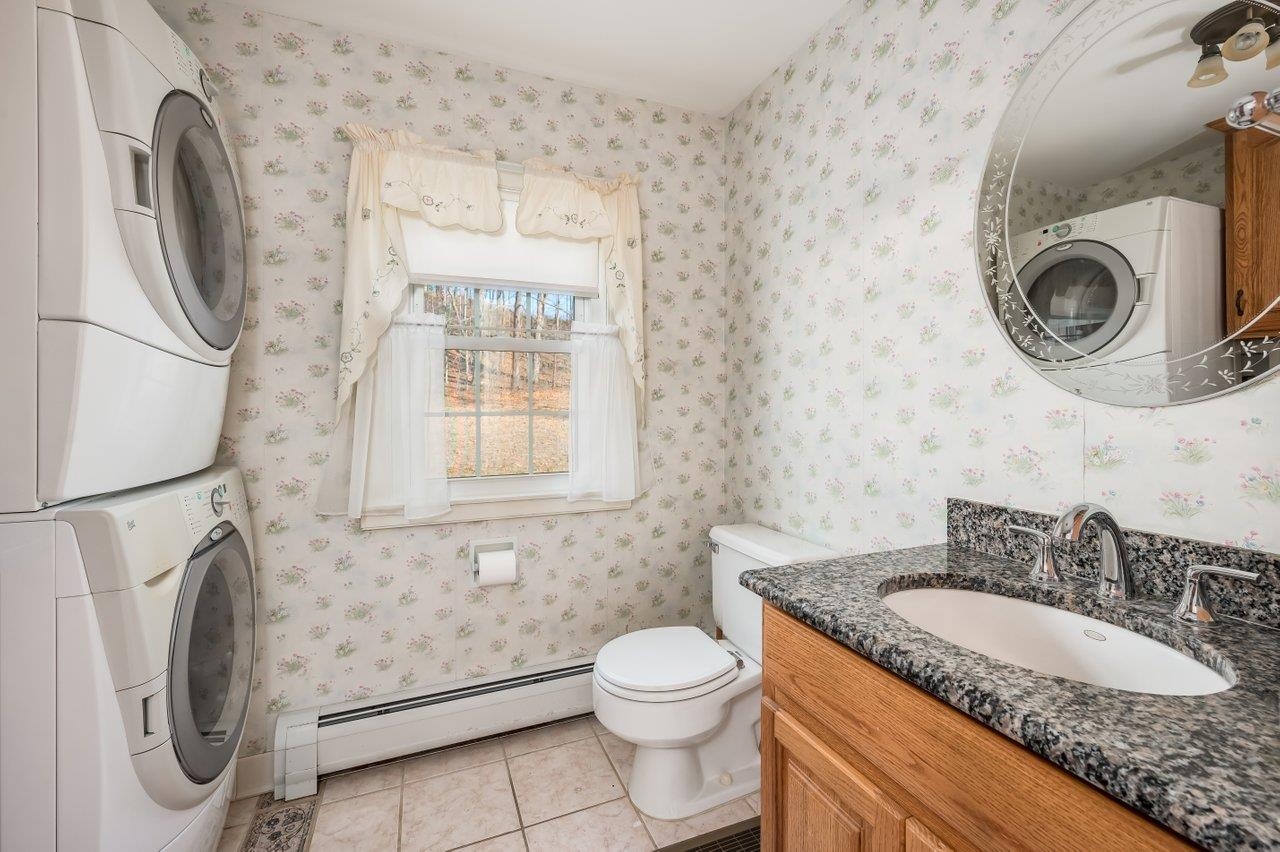 45 Weare Road Hampton Falls, NH 03844 - Photo 15 of 38