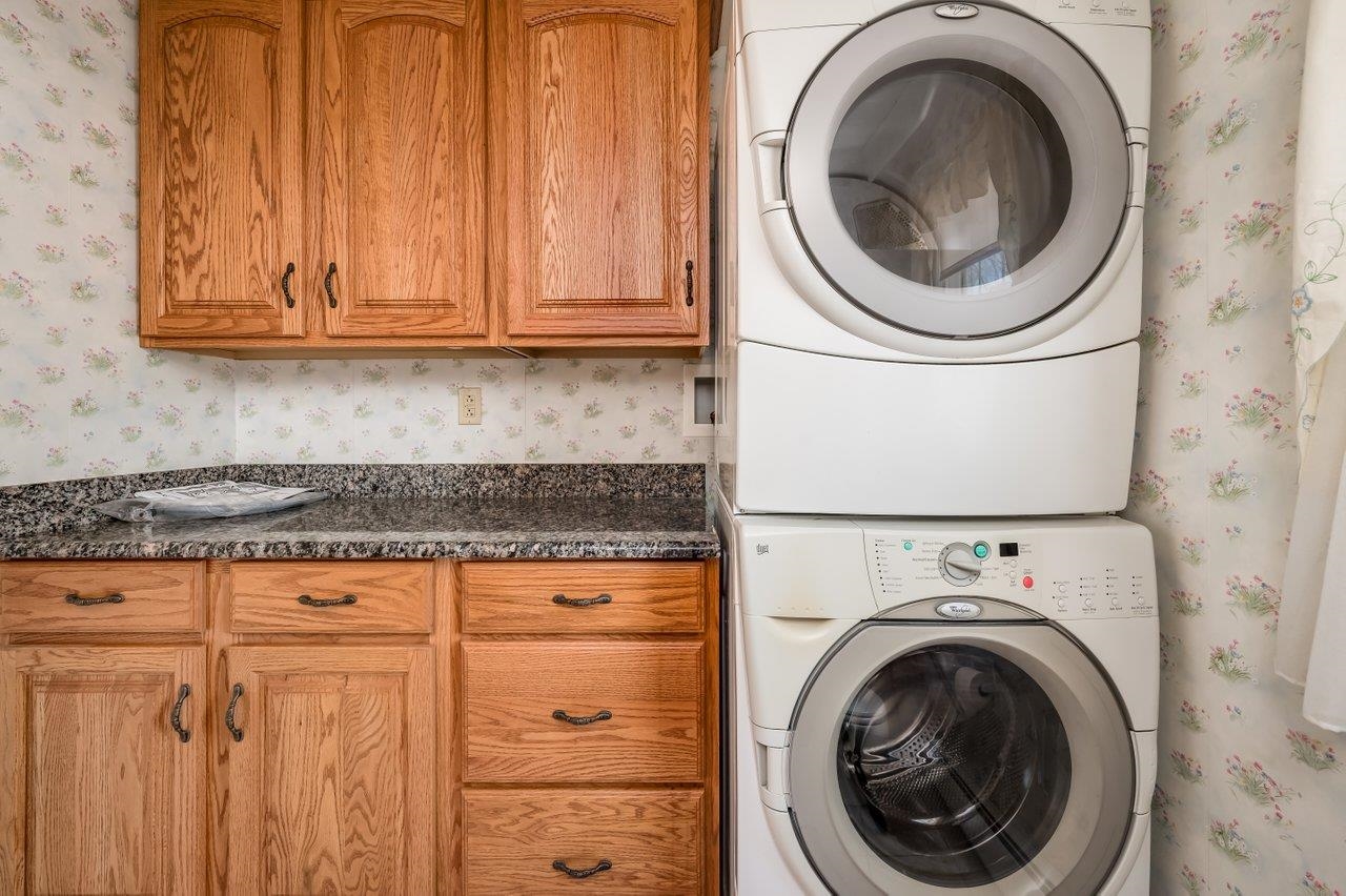 45 Weare Road Hampton Falls, NH 03844 - Photo 16 of 38