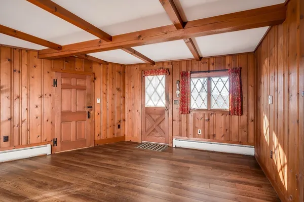 $5,200 | 45 Weare Road, Hampton Falls, NH 03844