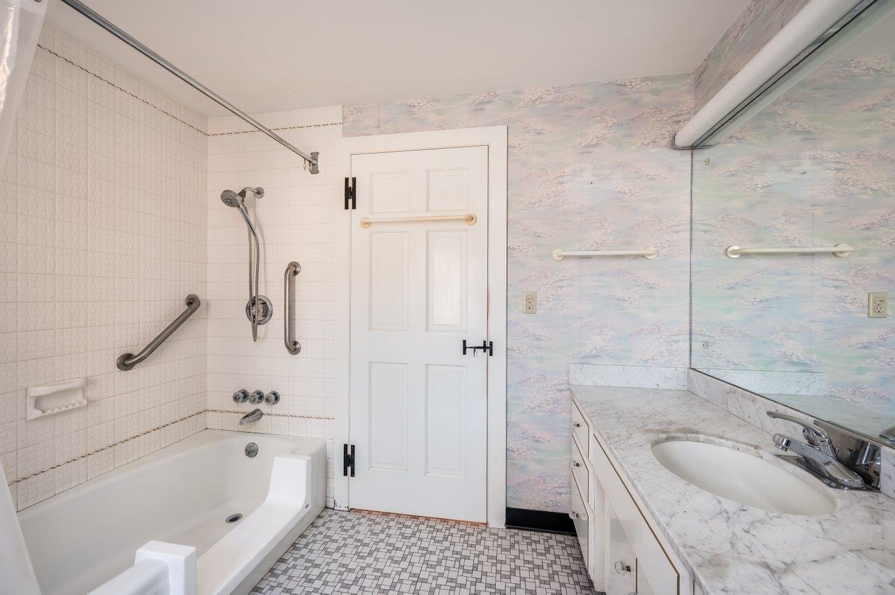 45 Weare Road Hampton Falls, NH 03844 - Photo 26 of 38