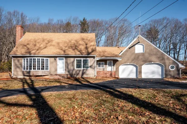 $5,200 | 45 Weare Road, Hampton Falls, NH 03844