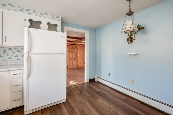 $5,200 | 45 Weare Road, Hampton Falls, NH 03844