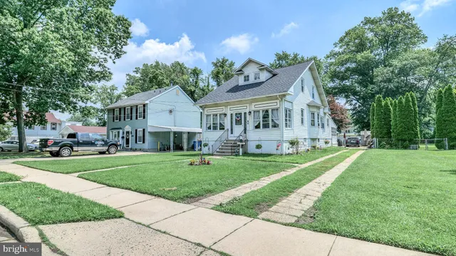 $1,500 | 323 Monroe Avenue, Cherry Hill, NJ 08002