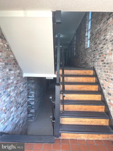 $1,300 | 201 South Augusta Avenue, Unit A5, Baltimore, MD 21229