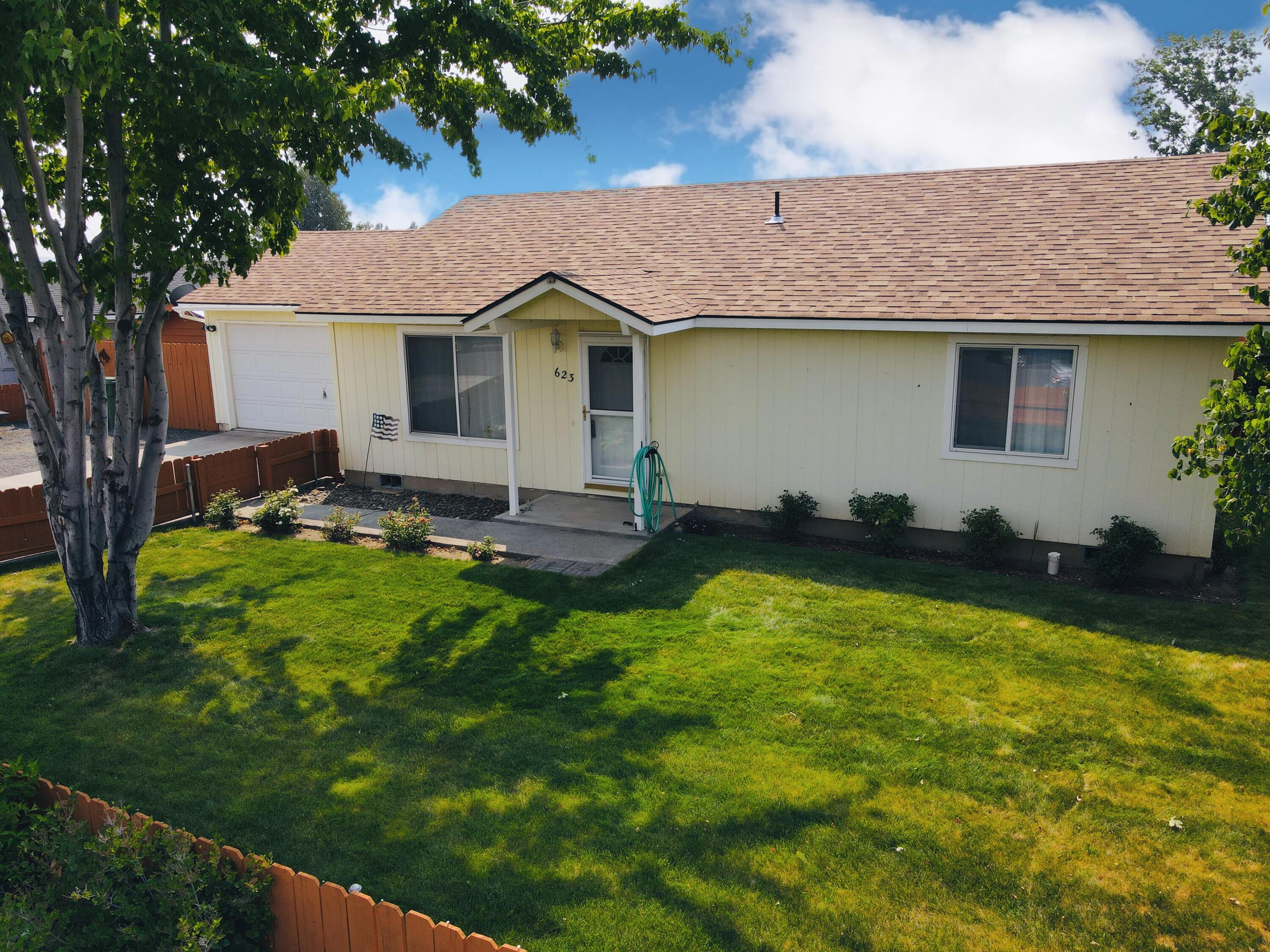 623 Center Ridge Drive Culver, OR 97734 - Photo 1 of 30 Front View