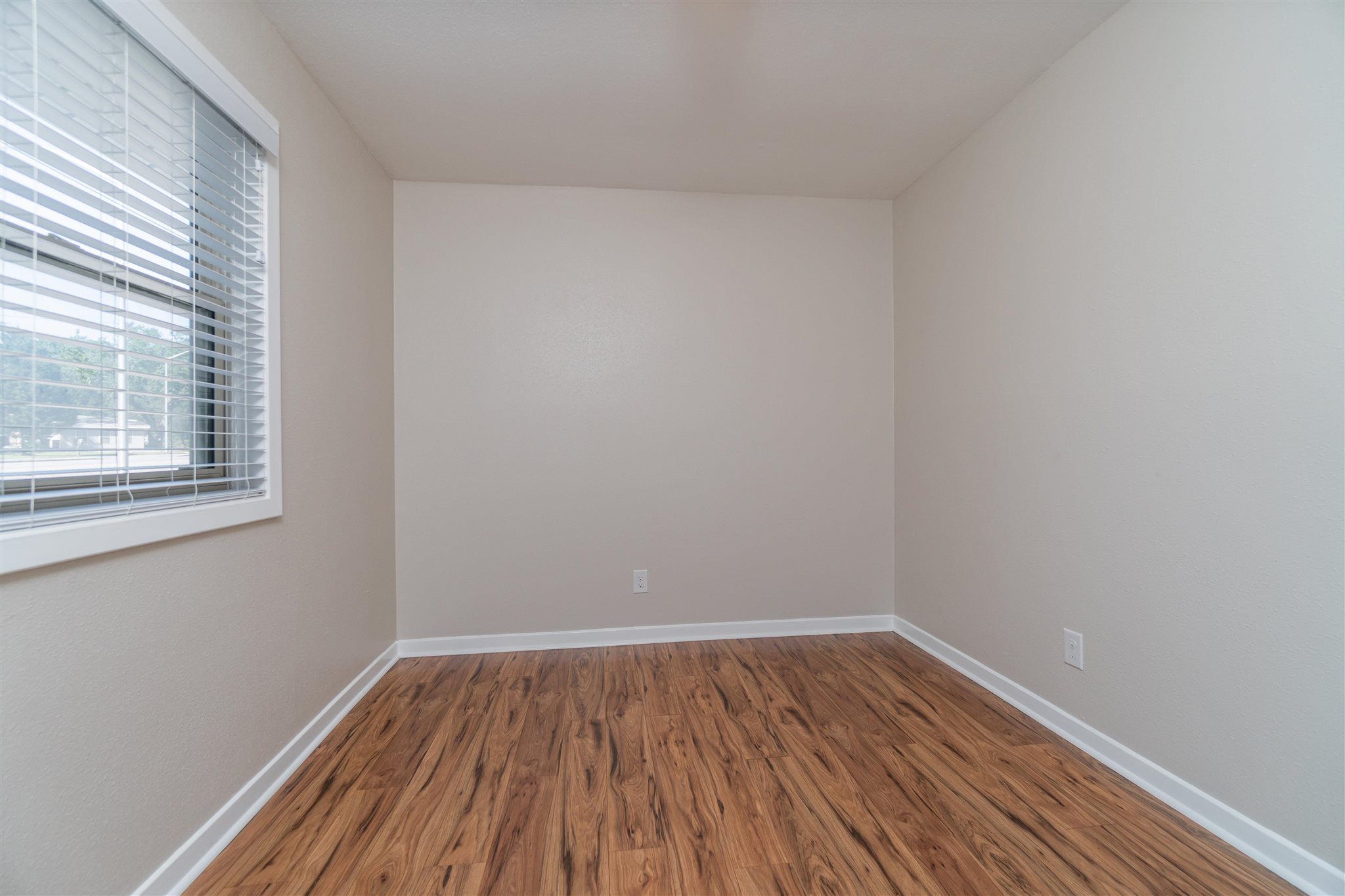 2966 Creighton Road Pensacola, FL 32504 - Photo 22 of 36 Plenty of natural light