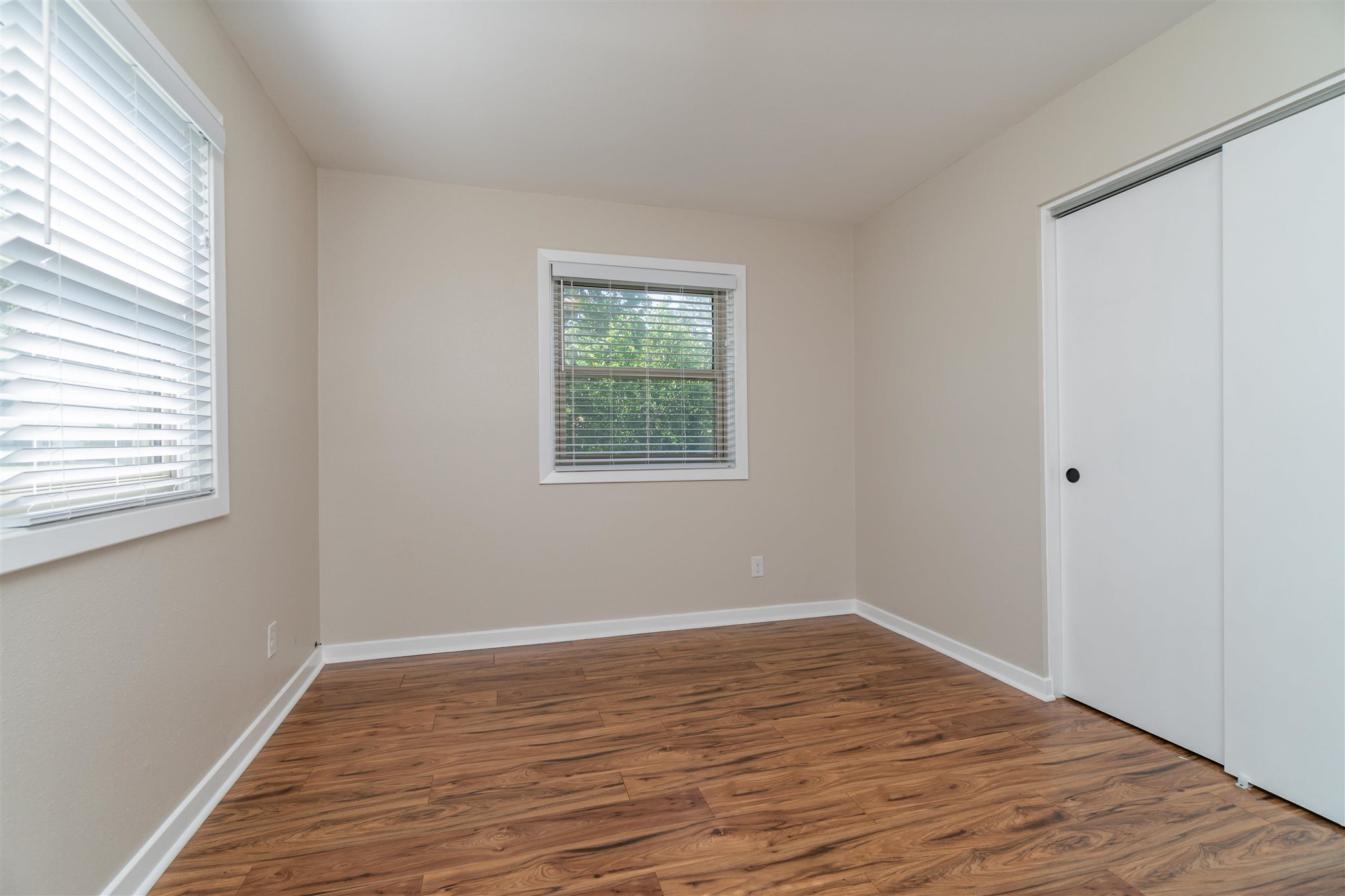 2966 Creighton Road Pensacola, FL 32504 - Photo 23 of 36 New flooring and paint