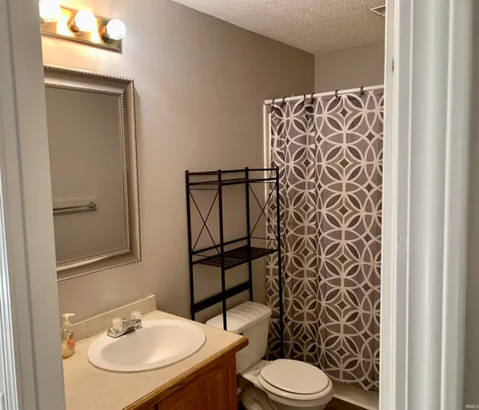 $1,880 | 4212 West Curry Court, Bloomington, IN 47403